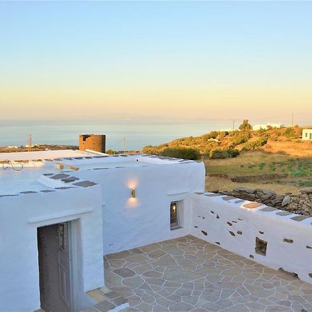 Windmill Arades Suite Apollonia  Exterior photo